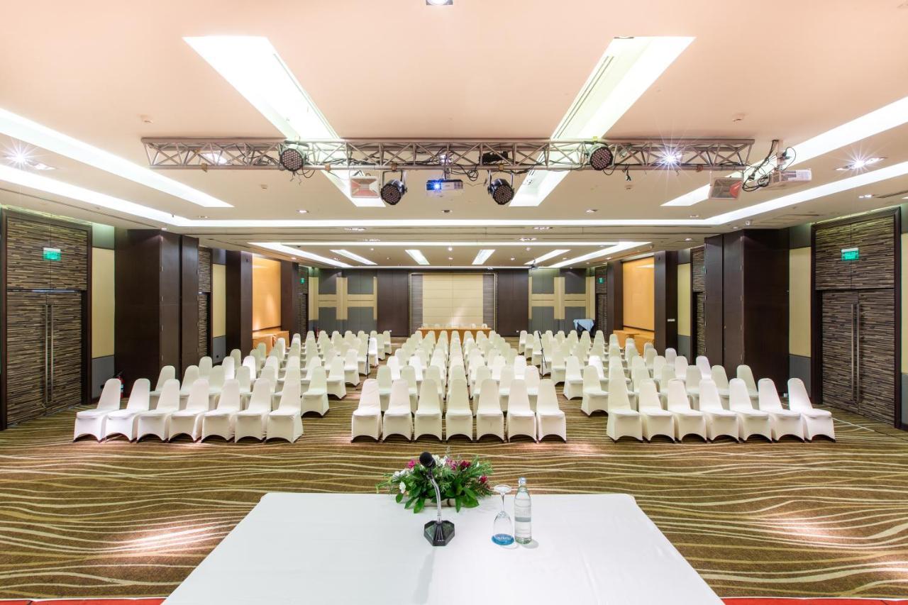 Mida Hotel Don Mueang Airport Бангкок Екстер'єр фото